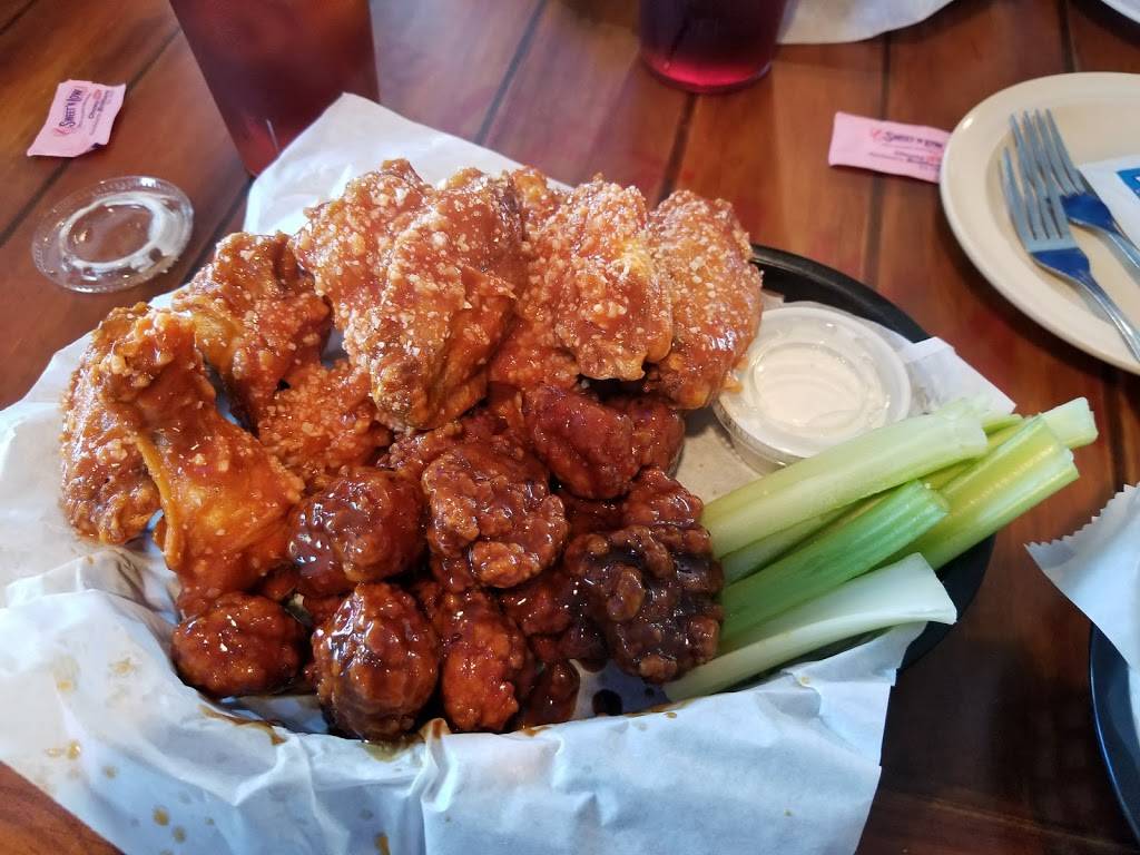 Hurricane Grill & Wings | meal takeaway | 1319 NW St Lucie W Blvd, Port St. Lucie, FL 34986, USA | 7728734234 OR +1 772-873-4234