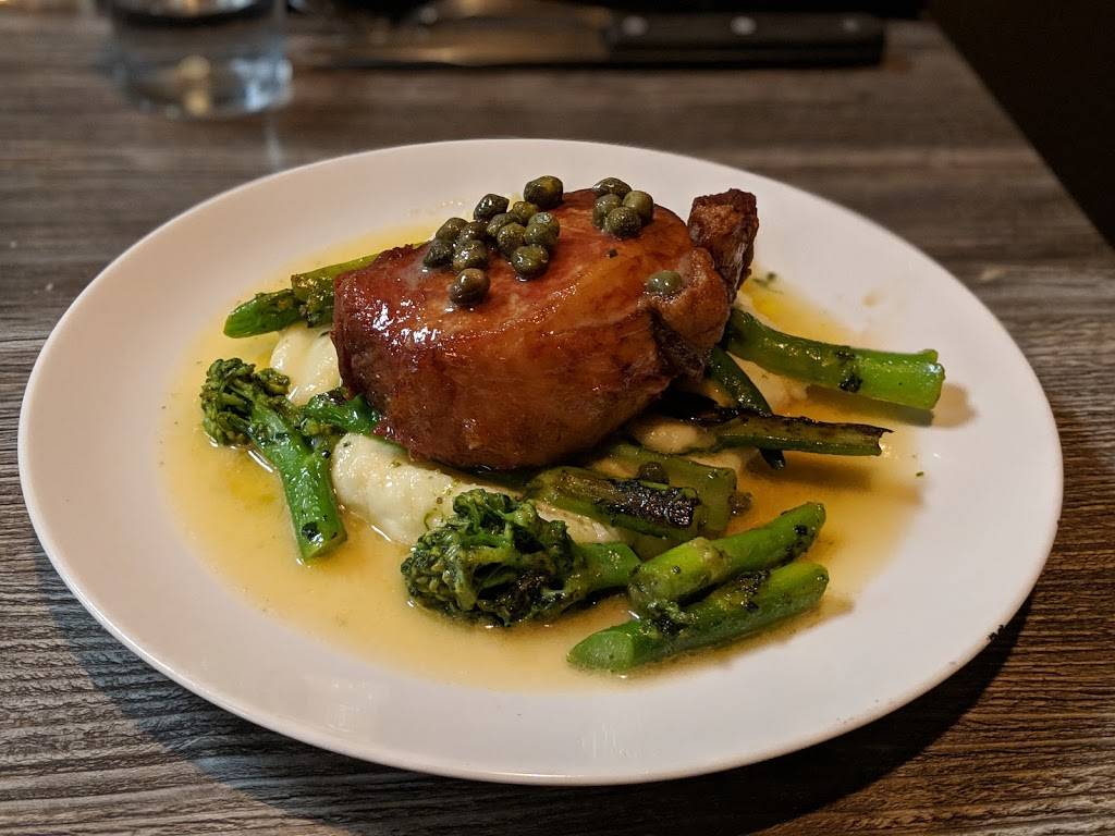 Tap & Vine | restaurant | 907 Lincoln Way, Auburn, CA 95603, USA | 5308898463 OR +1 530-889-8463