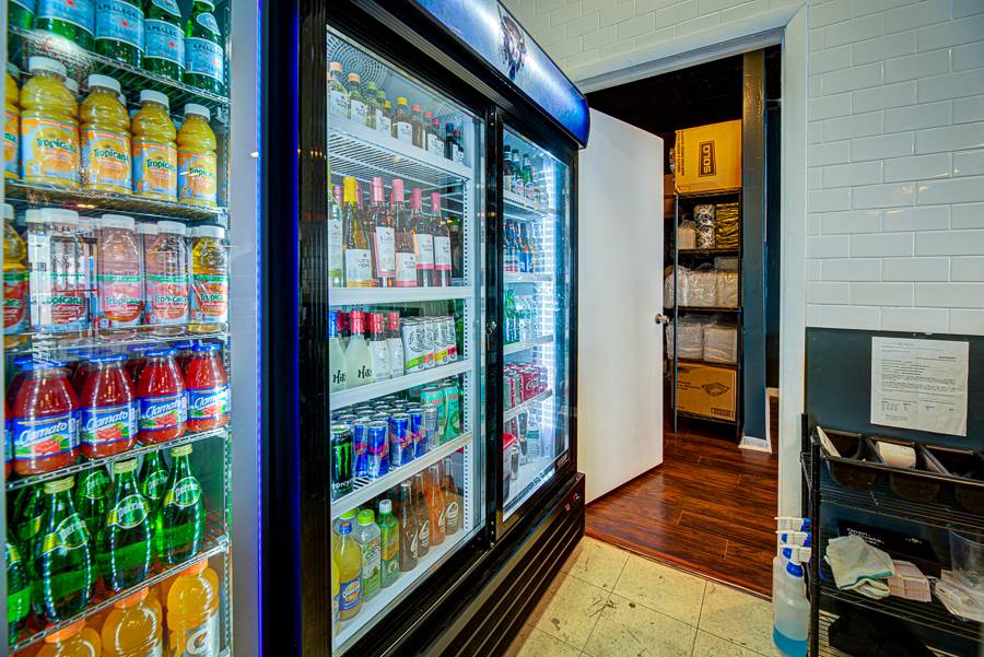 ALTON SUSHI & POKE | restaurant | 1536 Alton Rd, Miami Beach, FL 33139, USA | 7865425200 OR +1 786-542-5200