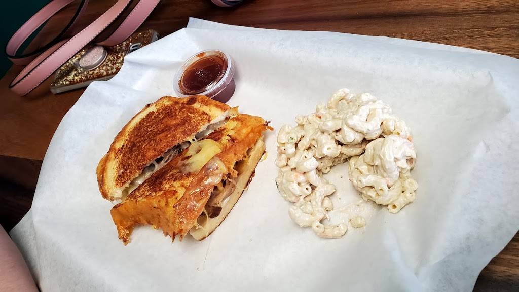 Porkys Kauai | restaurant | 785 E 200 S, Lehi, UT 84043, USA | 8018033783 OR +1 801-803-3783