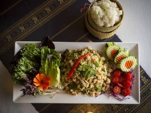 Cafe Fuzion | restaurant | 1240 E 14th St, Des Moines, IA 50316, USA | 5152628488 OR +1 515-262-8488