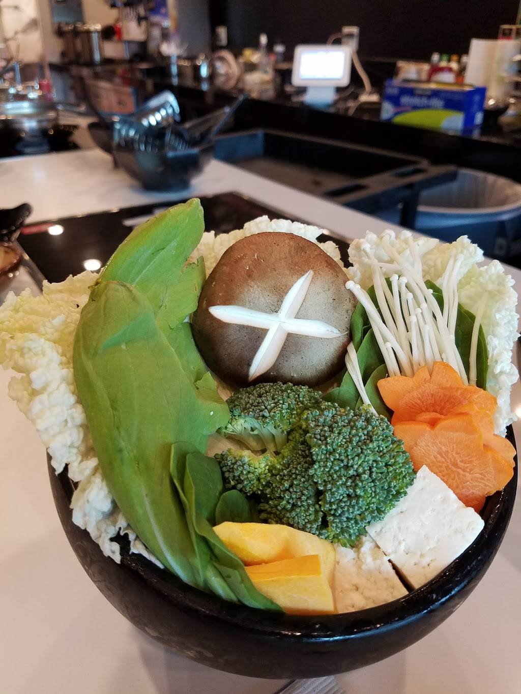 Tonkotsu Shabu Shabu | restaurant | 1920 W 3500 S, West Valley City, UT 84119, USA | 8017393449 OR +1 801-739-3449