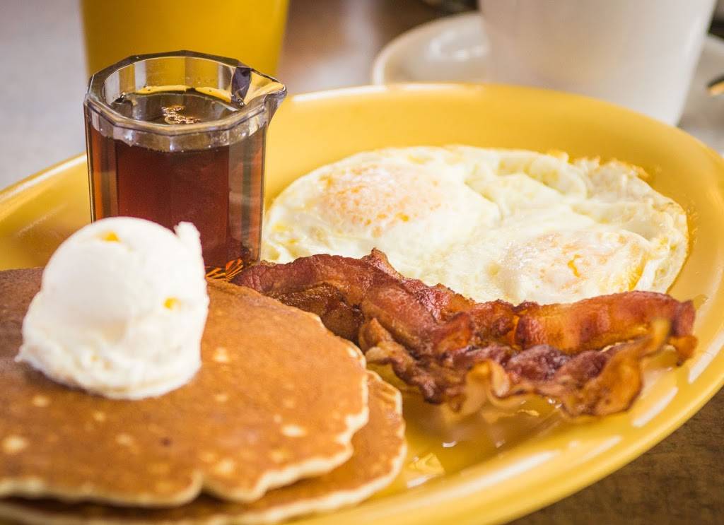 Burgers & Beer | restaurant | 72773 Dinah Shore Dr, Rancho Mirage, CA 92270, USA | 7602024522 OR +1 760-202-4522