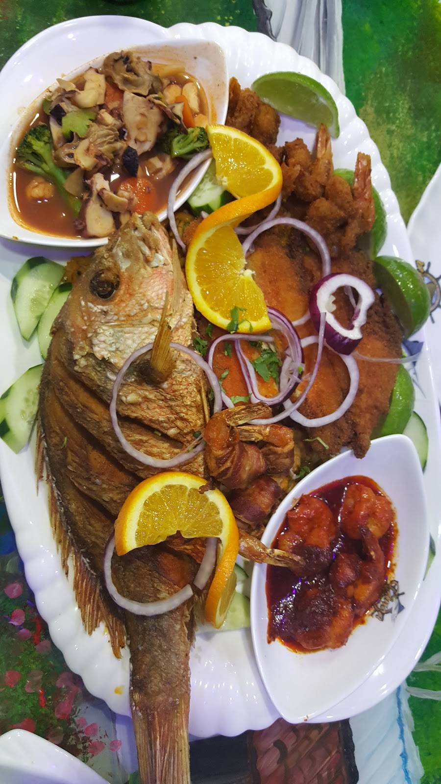 La Canoa | restaurant | 50 S Green Bay Rd, Waukegan, IL 60085, USA | 8472443636 OR +1 847-244-3636