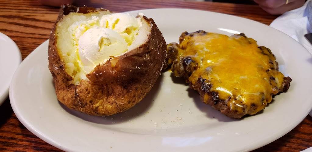 Texas Steakhouse & Saloon | restaurant | 5093 Fayetteville Rd, Lumberton, NC 28358, USA | 9107398918 OR +1 910-739-8918