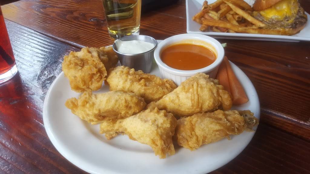 Lot 13 Long | restaurant | E 18th St, Bayonne, NJ 07002, USA | 2015355066 OR +1 201-535-5066