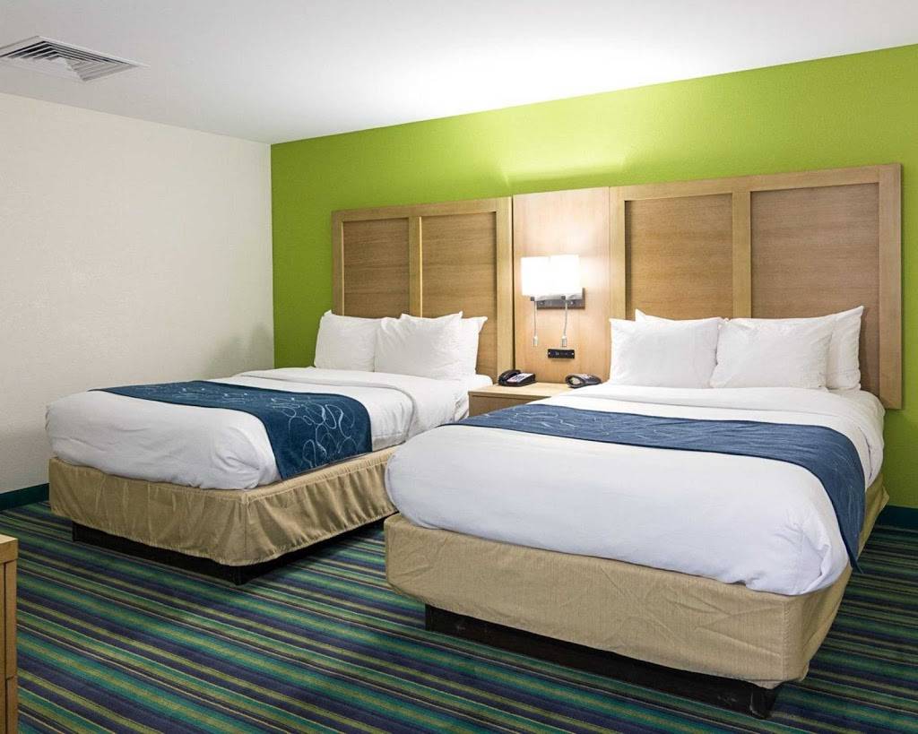 Comfort Suites Beachfront | restaurant | 2321 Atlantic Ave, Virginia Beach, VA 23451, USA | 7574912400 OR +1 757-491-2400