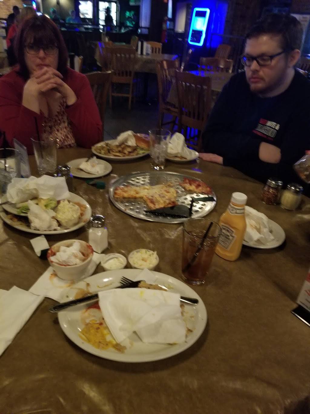 Durbins Burbank | restaurant | 5406 W 79th St, Burbank, IL 60459, USA | 7084231523 OR +1 708-423-1523