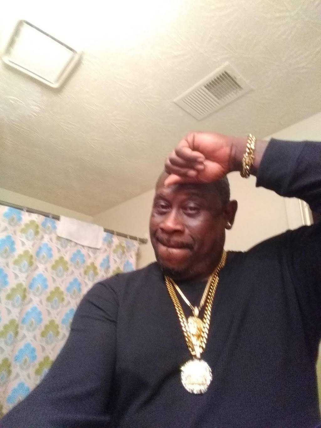 JJ’s Fish & Chicken | restaurant | 2747 Evans Mill Rd, Lithonia, GA 30058, USA | 4045095427 OR +1 404-509-5427