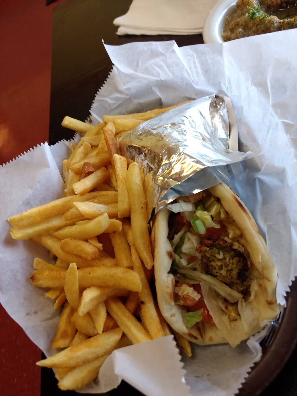 Pita Alley | restaurant | 1711 W Main St, Carbondale, IL 62901, USA | 6183516111 OR +1 618-351-6111