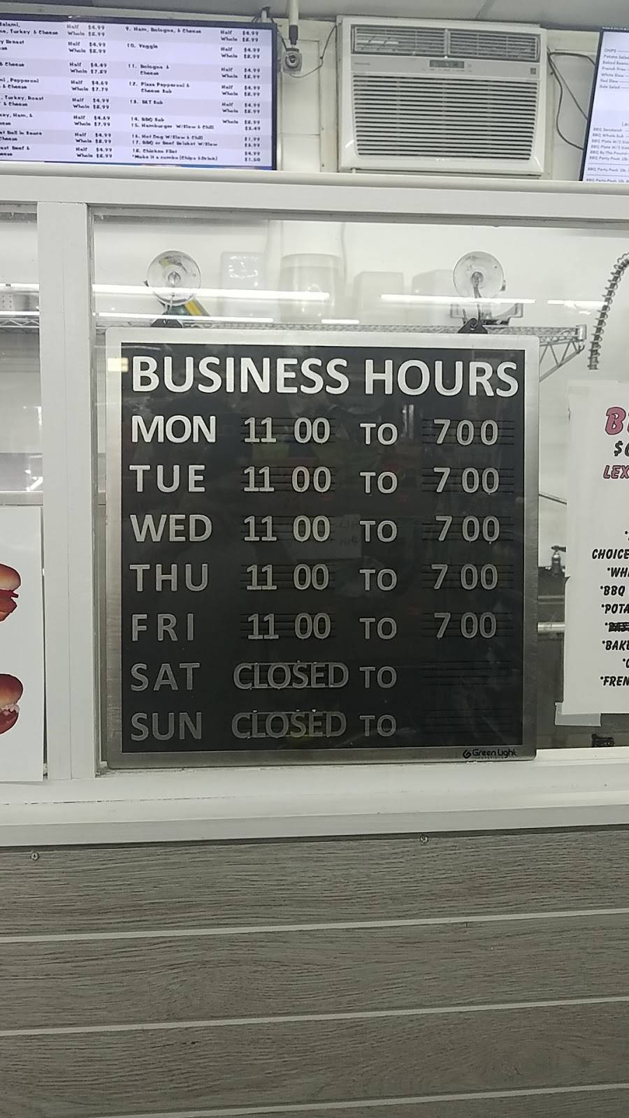 RaceWay Deli | restaurant | 2580 Davie Ave, Statesville, NC 28625, USA | 7048712680 OR +1 704-871-2680