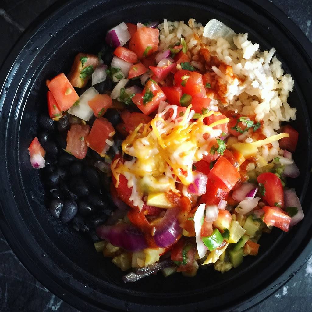 Fistful of Tacos | meal takeaway | 201 Harrison St C2, San Francisco, CA 94105, USA | 4154004780 OR +1 415-400-4780