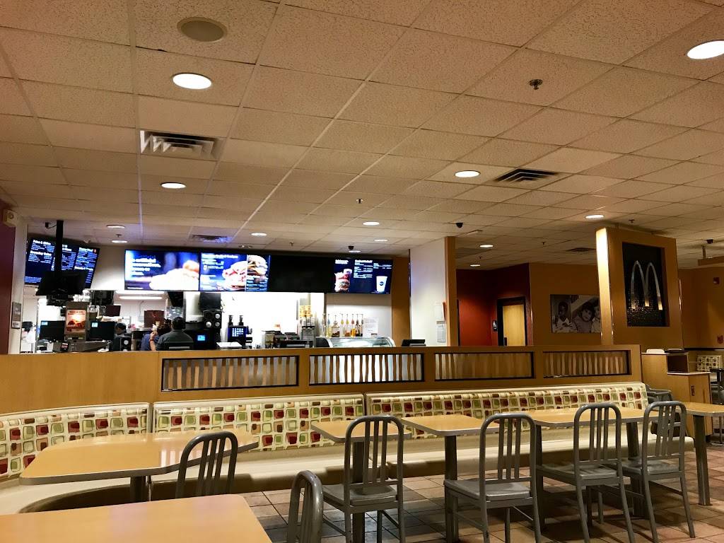 McDonalds | cafe | 110 N 12th Ave, Hanford, CA 93230, USA | 5595874558 OR +1 559-587-4558