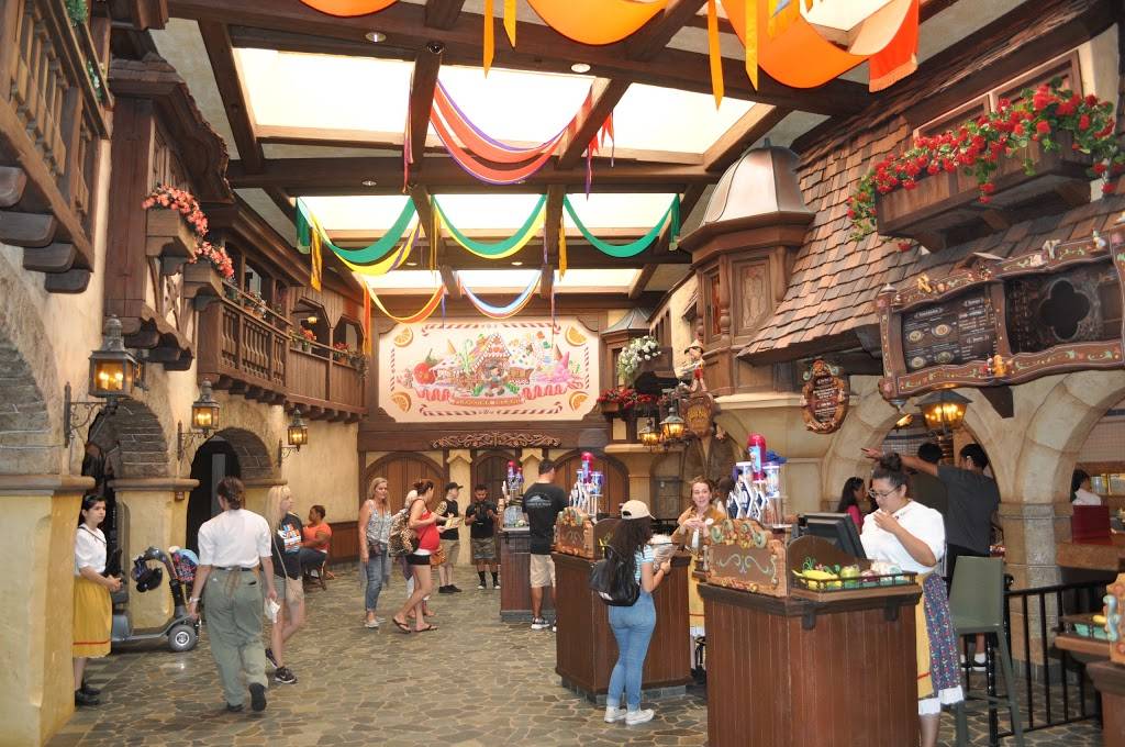 Red Rose Taverne | restaurant | 1313 S Harbor Blvd, Anaheim, CA 92802, USA | 7147813463 OR +1 714-781-3463