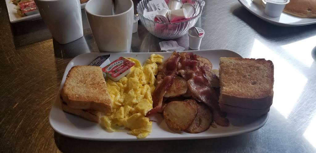 JJs Steak & Pizza House | restaurant | 411 N 2nd Ave, Alpena, MI 49707, USA | 9893561666 OR +1 989-356-1666