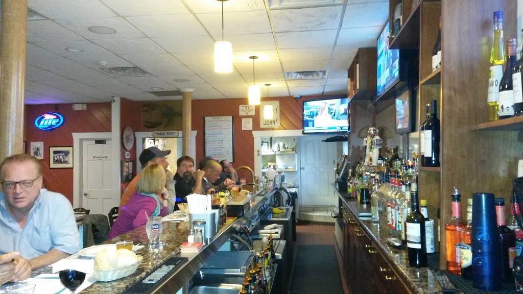 Antonios Restaurant | restaurant | 267 Coggeshall St, New Bedford, MA 02746, USA | 5089903636 OR +1 508-990-3636