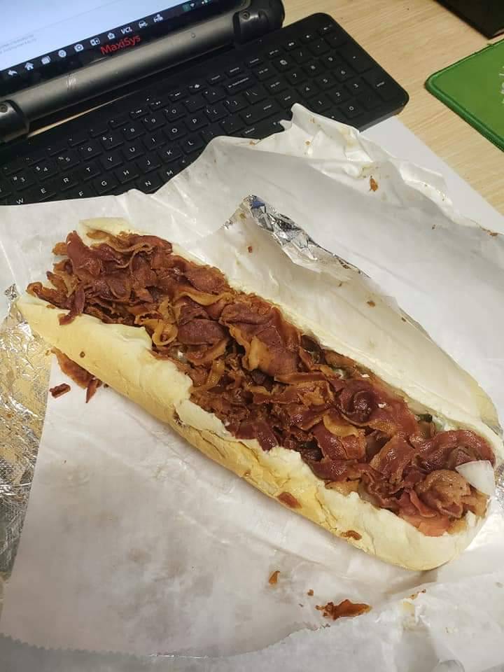 Dimitris Pizza and Subs | restaurant | 314 Mattakeesett St, Pembroke, MA 02359, USA | 7812941122 OR +1 781-294-1122