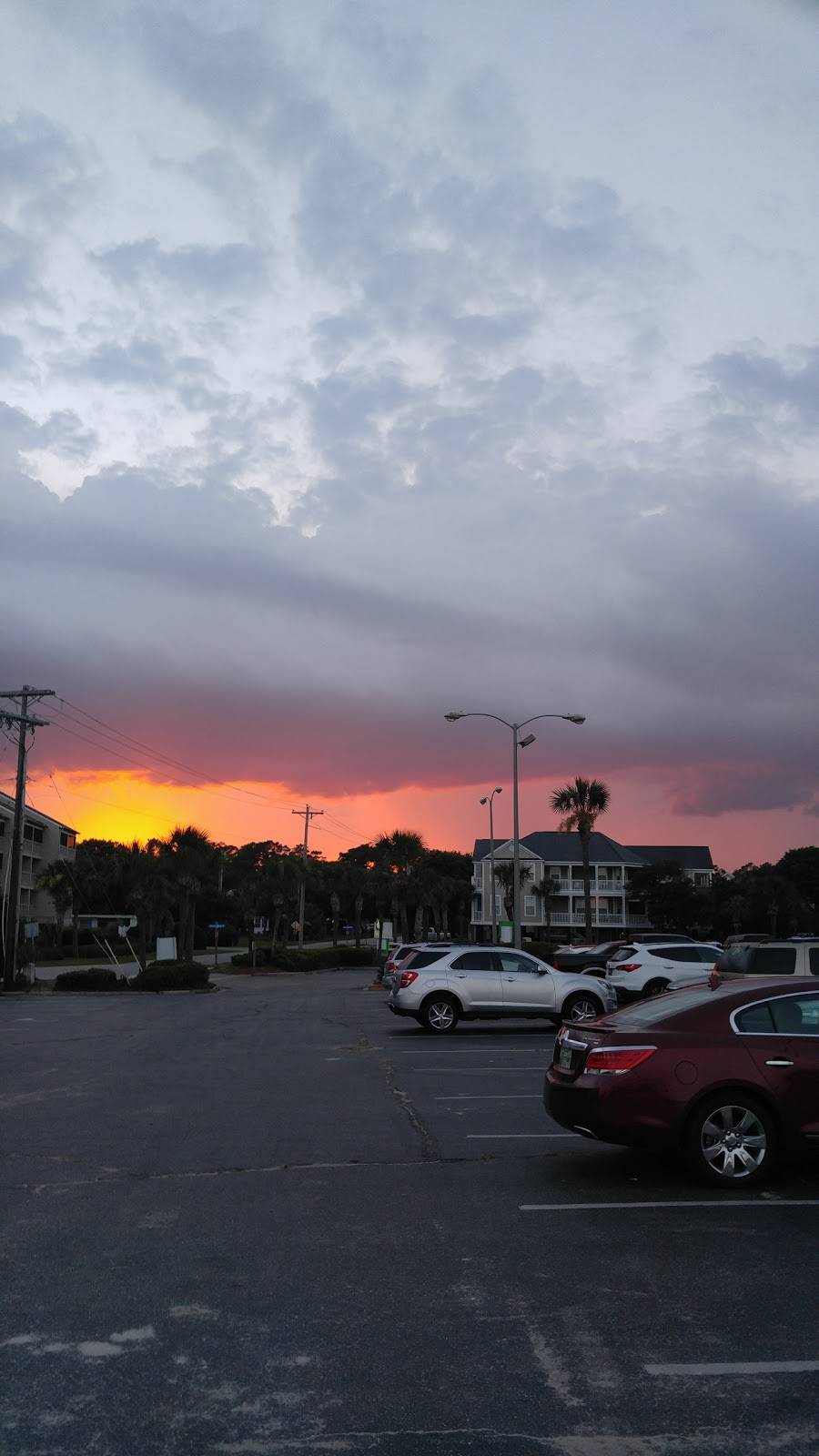 Shoreline Restaurant | restaurant | 1601 N Ocean Blvd, Surfside Beach, SC 29575, USA | 8432385601 OR +1 843-238-5601