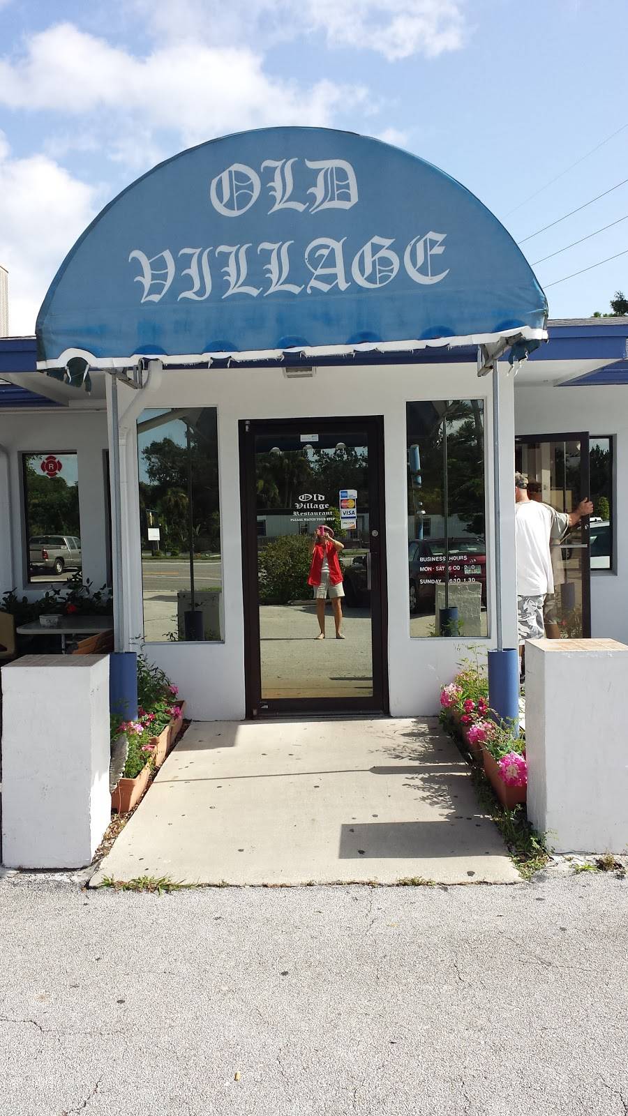 Old Village Restaurant | restaurant | 1180 Aurora Rd, Melbourne, FL 32935, USA | 3212548559 OR +1 321-254-8559