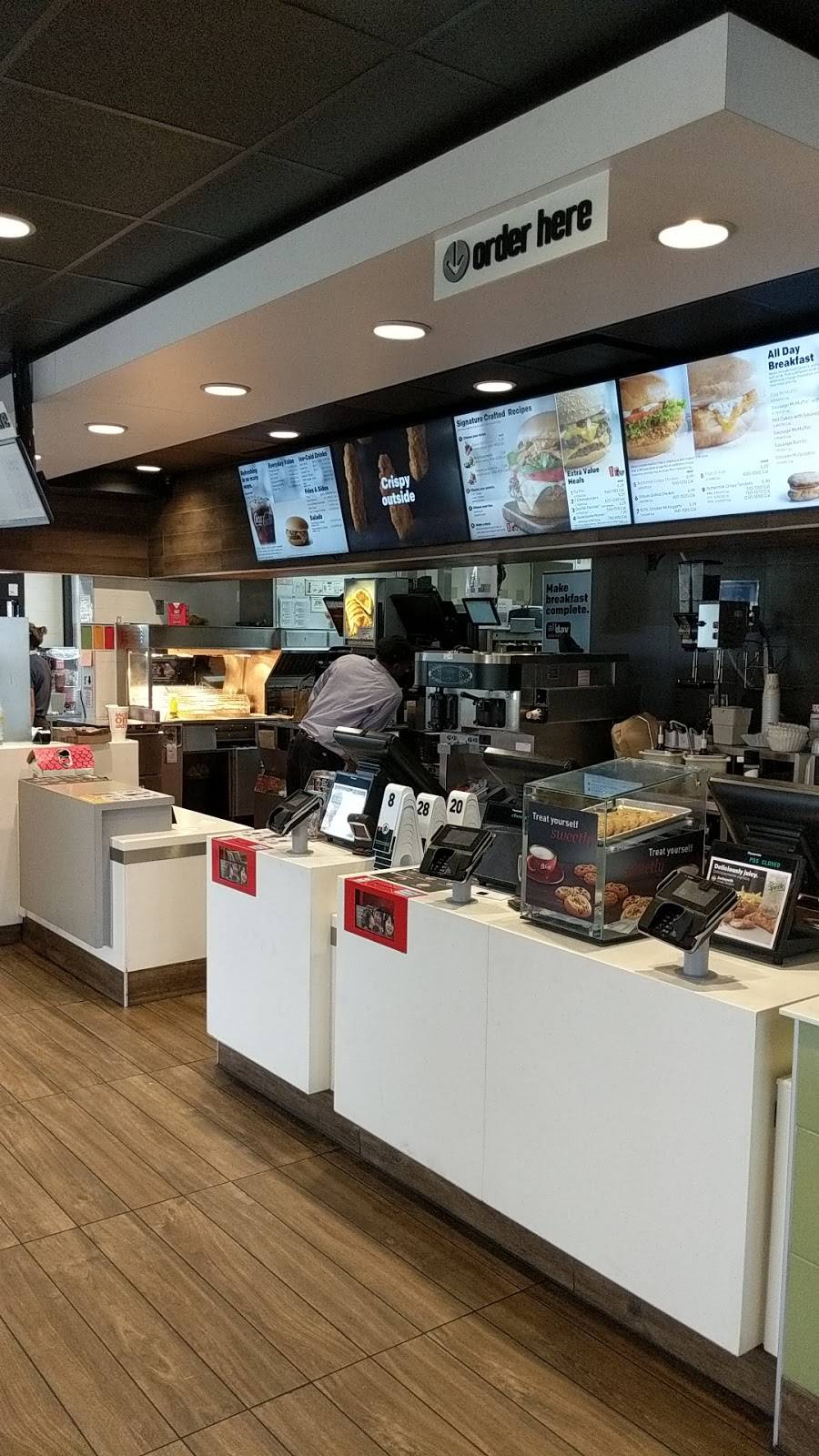 McDonalds | cafe | 2450 W New Haven Ave, West Melbourne, FL 32901, USA | 3218025160 OR +1 321-802-5160