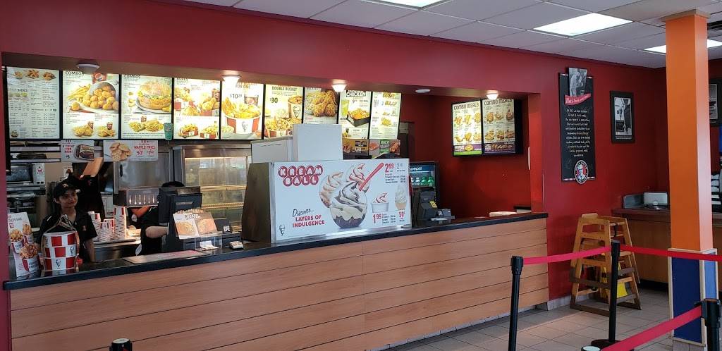 Taco Bell | meal takeaway | 1338 Kennedy Rd, Scarborough, ON M1P 1L5, Canada | 4167556028 OR +1 416-755-6028