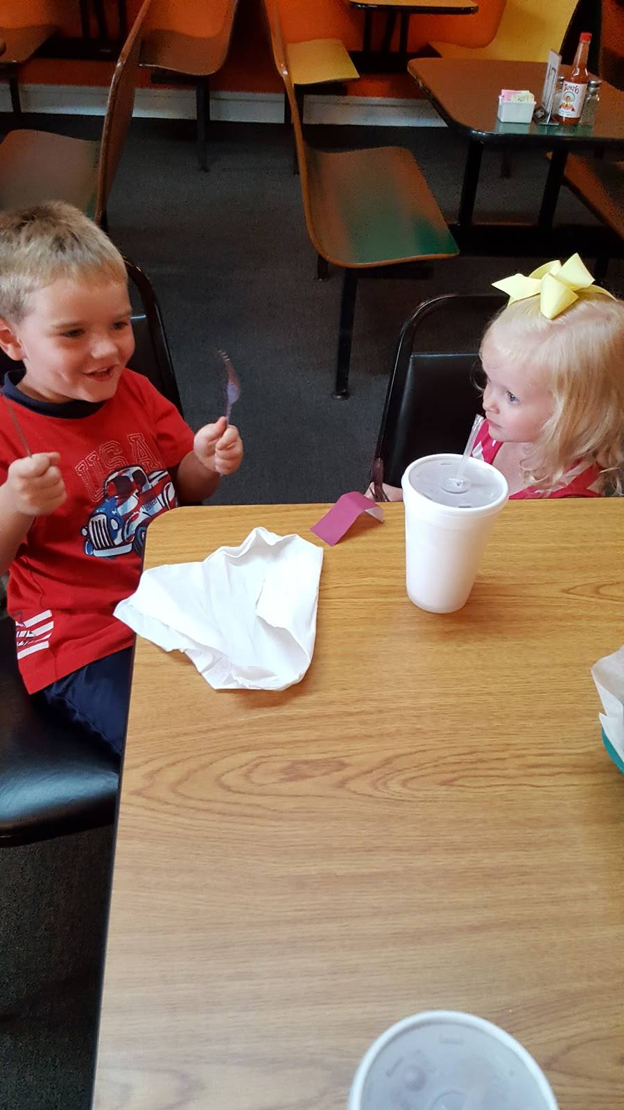 Court Square Cafe | restaurant | 20 Court Sq, Ashland, AL 36251, USA | 2563545000 OR +1 256-354-5000