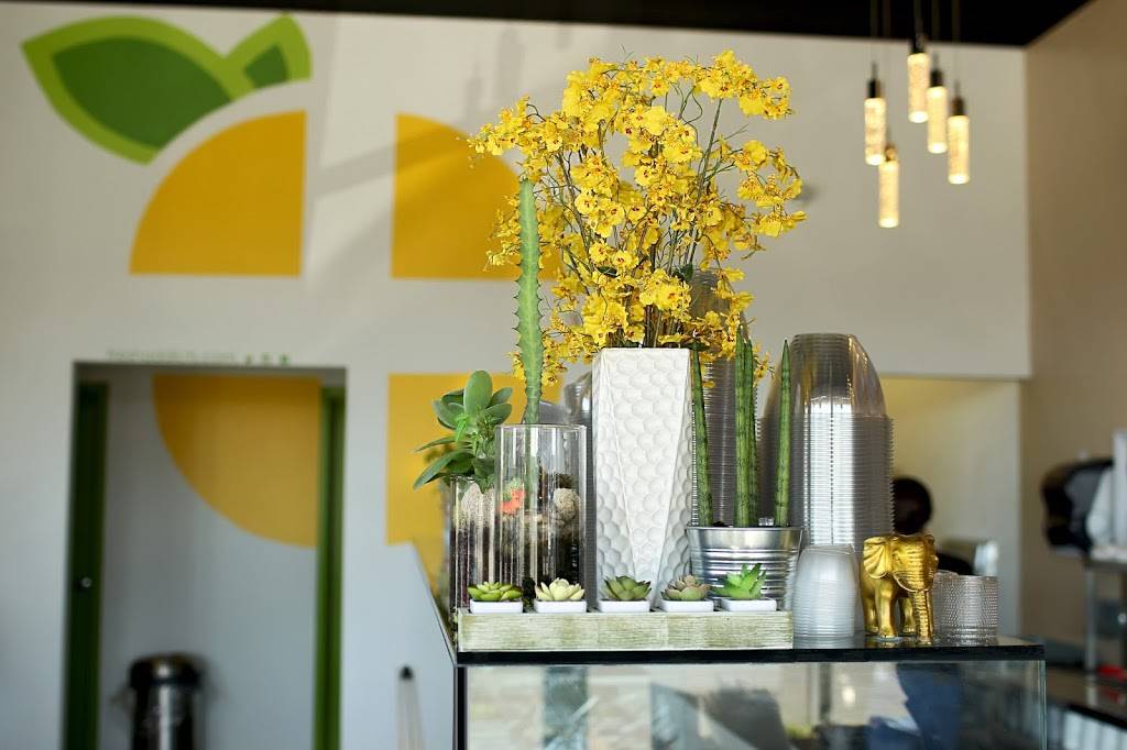 Fresh Addicts | restaurant | 71 Regional Rd 4, Milton, ON L9T 0R3, Canada | 9056938339 OR +1 905-693-8339