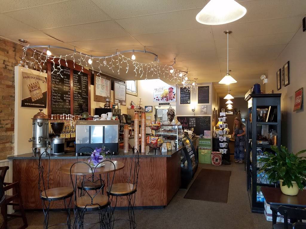 Jilly Beans Coffee House | cafe | 2 N Howell St, Hillsdale, MI 49242, USA | 5174373338 OR +1 517-437-3338