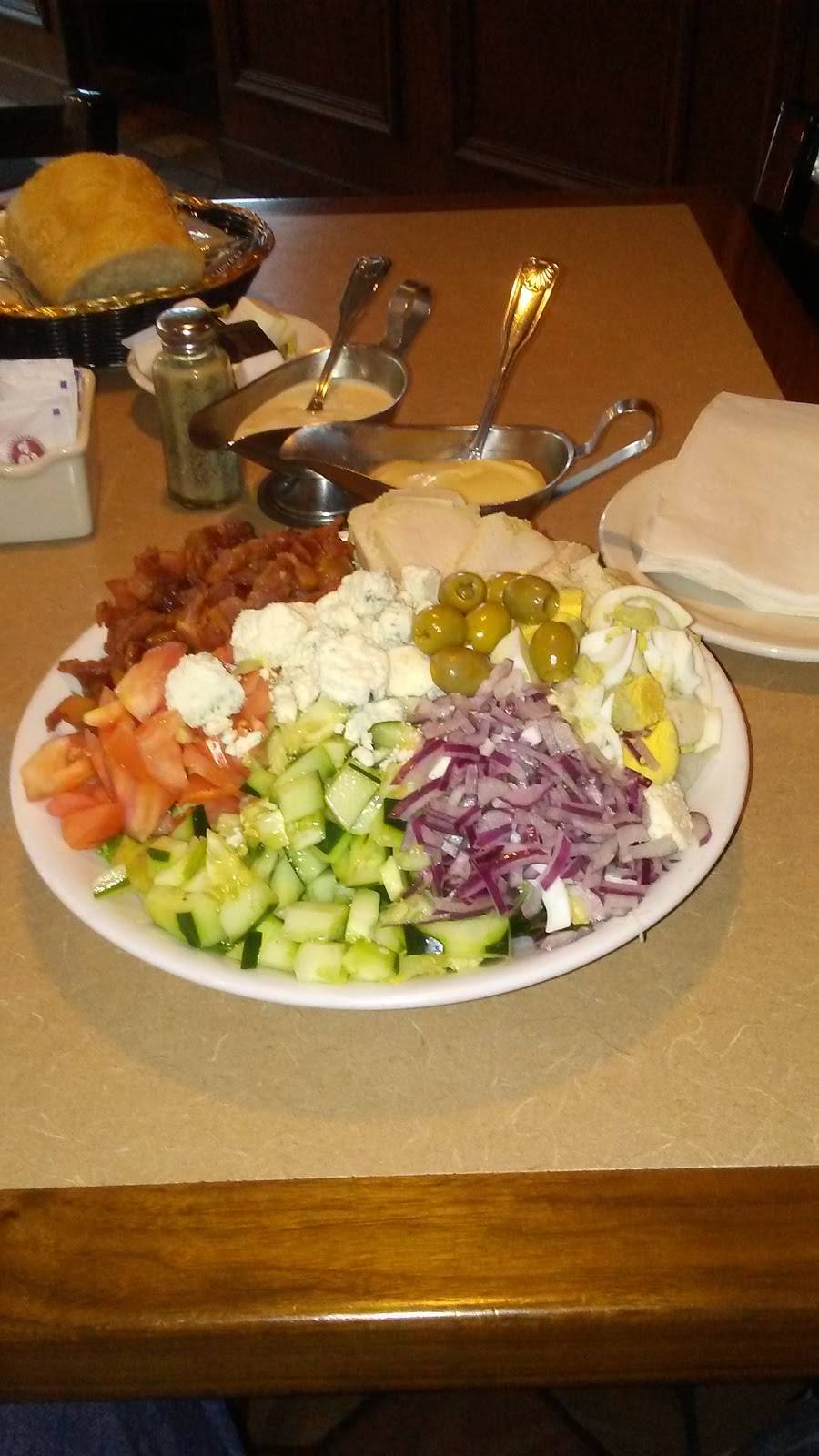 Harveys Family Restaurant | restaurant | 657 W 31st St, Chicago, IL 60616, USA | 3122255022 OR +1 312-225-5022