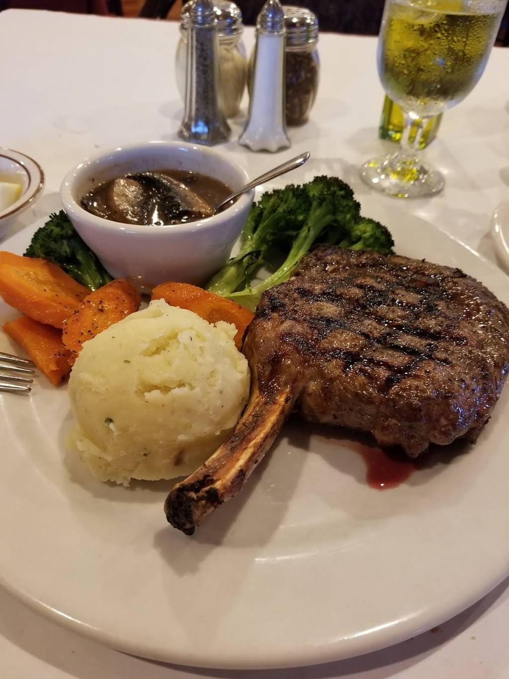 My Way Ristorante | restaurant | 8116 Archer Ave, Willow Springs, IL 60480, USA | 7088391600 OR +1 708-839-1600