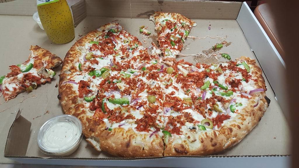 Samosa Corner Pizza and Wings | restaurant | 3-215 Beverly St, Cambridge, ON N1R 3Z9, Canada | 5196210333 OR +1 519-621-0333