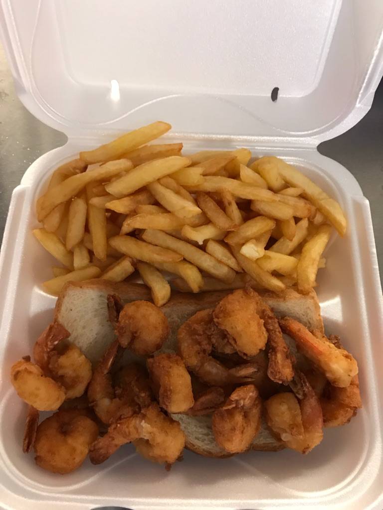 Hook Fish & Chicken | restaurant | 5701 N Australian Ave, Riviera Beach, FL 33407, USA | 5618556385 OR +1 561-855-6385