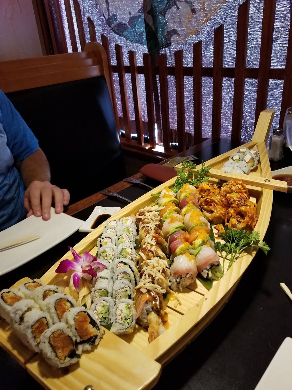 Fuji Bistro | meal delivery | 6995 Lexington Dr, Colorado Springs, CO 80918, USA | 7195932128 OR +1 719-593-2128