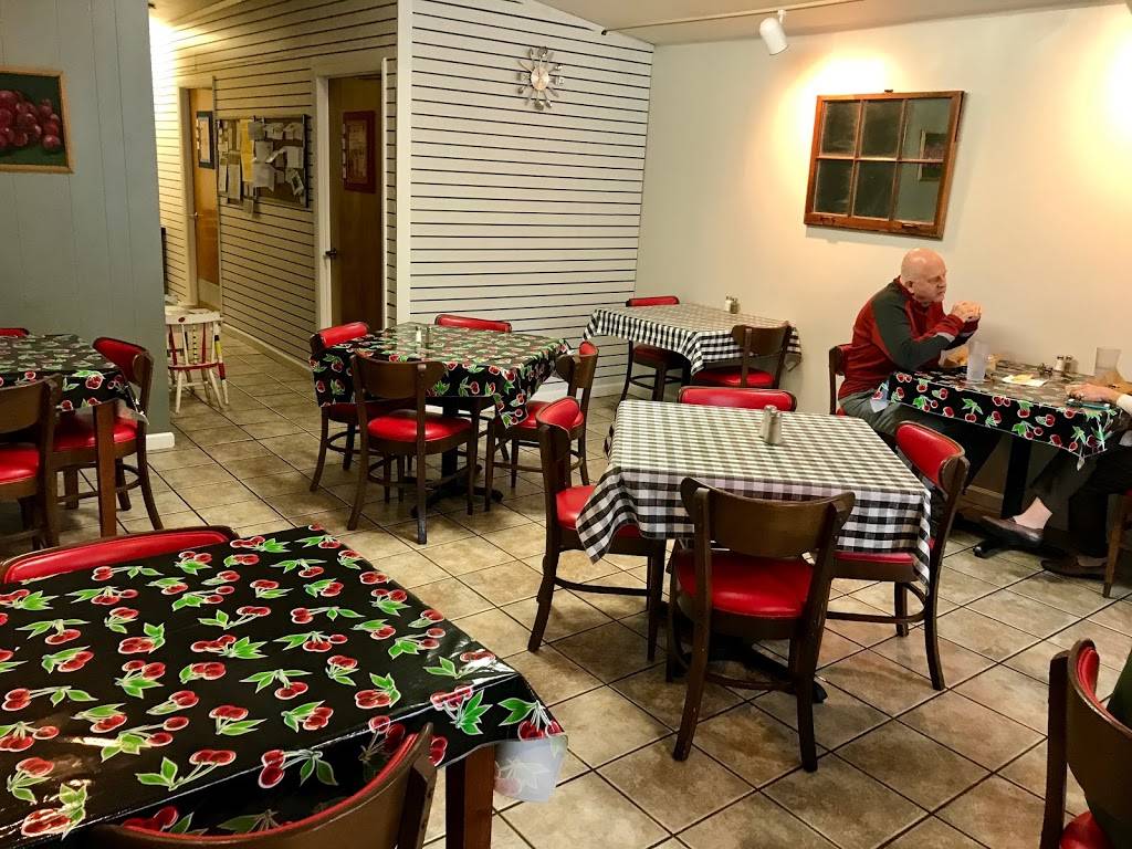 Kaninis Catering | restaurant | 1196 N Main St, Waynesville, NC 28786, USA | 8284525187 OR +1 828-452-5187