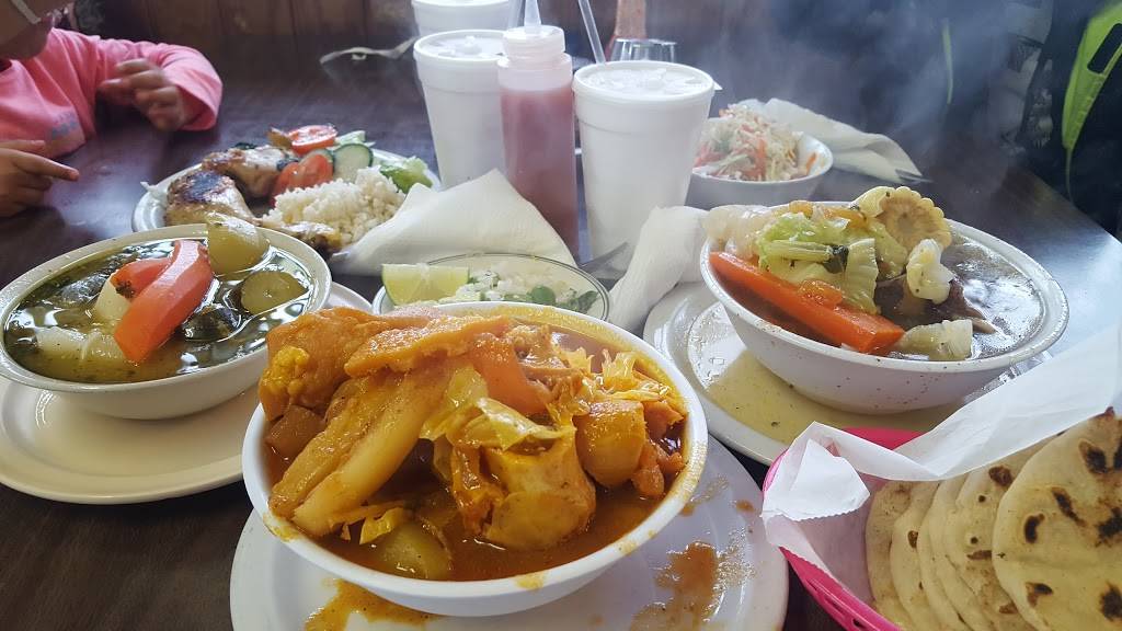 El Chalateco | restaurant | 1540 W Adams Blvd, Los Angeles, CA 90007, USA | 3237334184 OR +1 323-733-4184