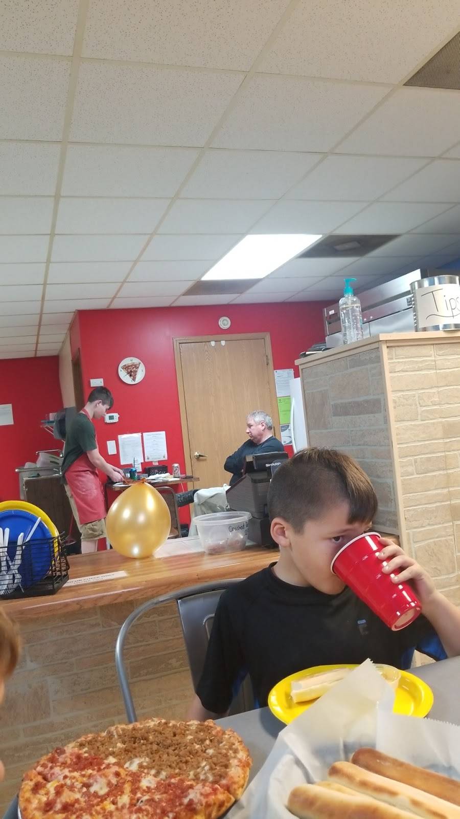 Pizza king | meal takeaway | 300 E Main St, Ladoga, IN 47954, USA | 7659425066 OR +1 765-942-5066