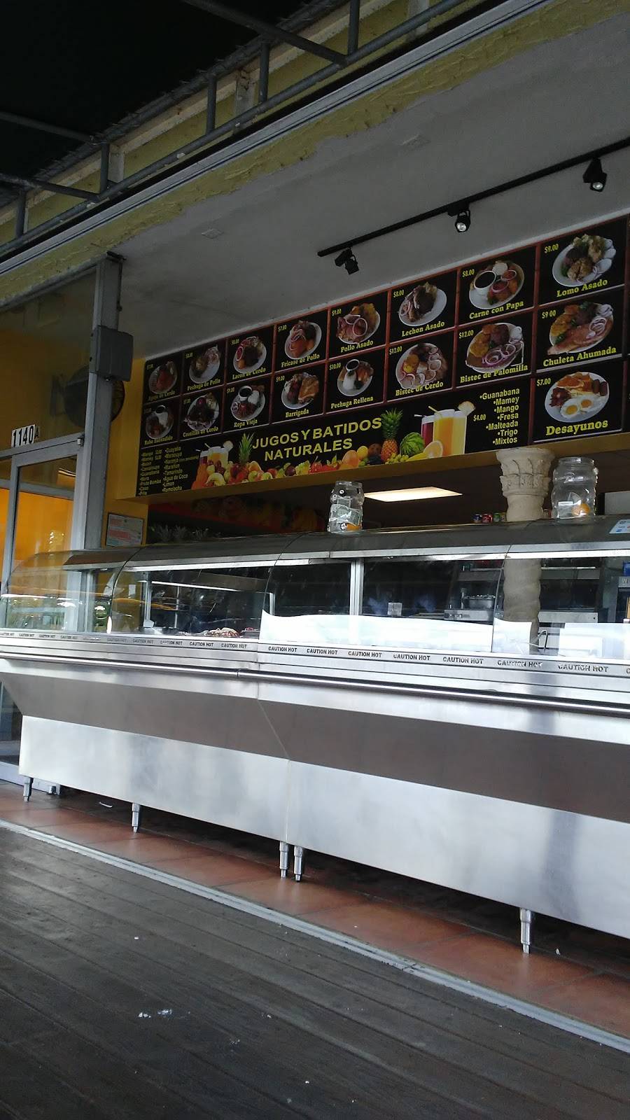 El Castillo De La Fruta | restaurant | 1140 W 68th St, Hialeah, FL 33014, USA | 3058272200 OR +1 305-827-2200