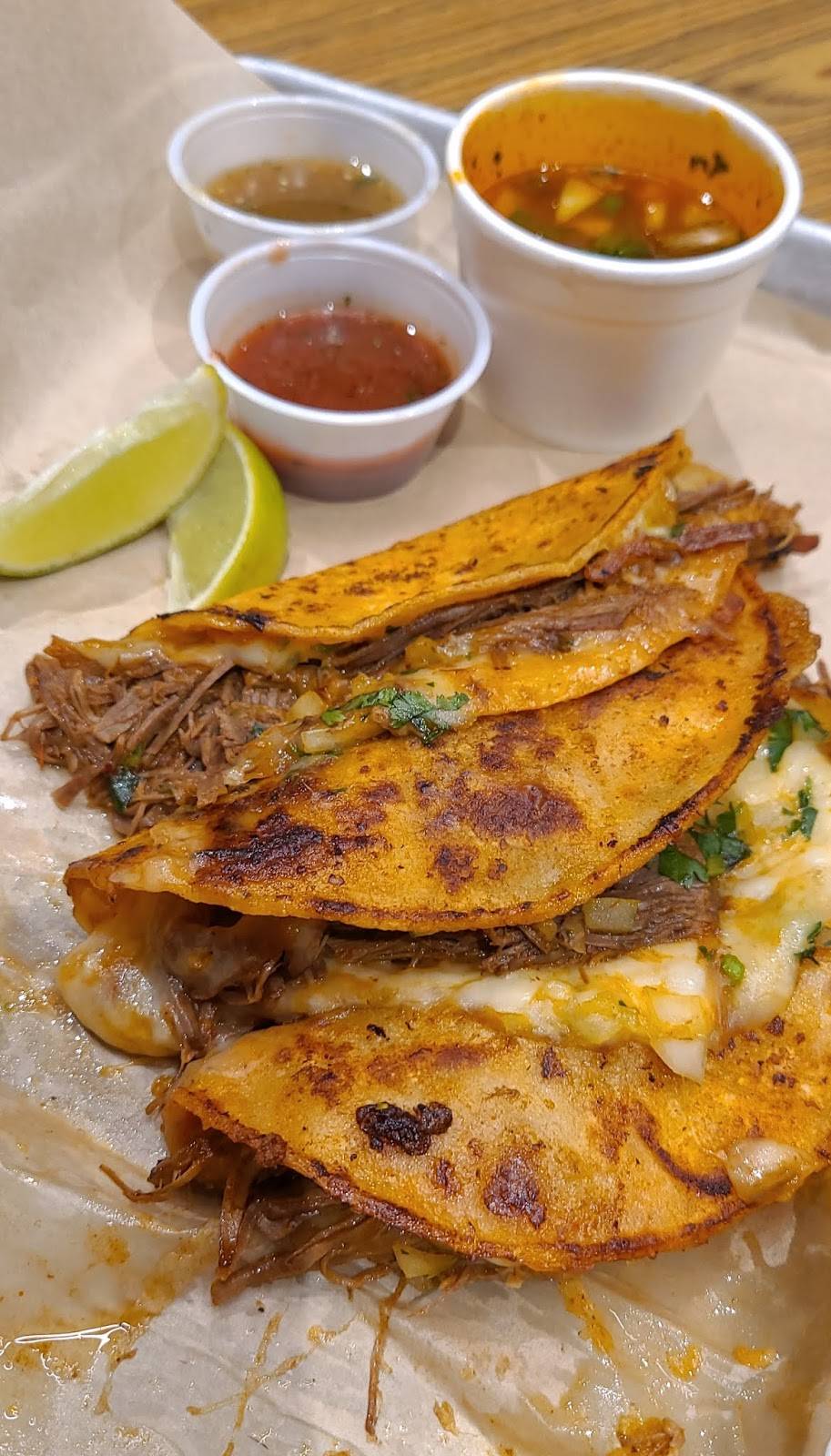 Muchachas | restaurant | 1910 N Ola Ave #14, Tampa, FL 33602, USA | 8134606213 OR +1 813-460-6213