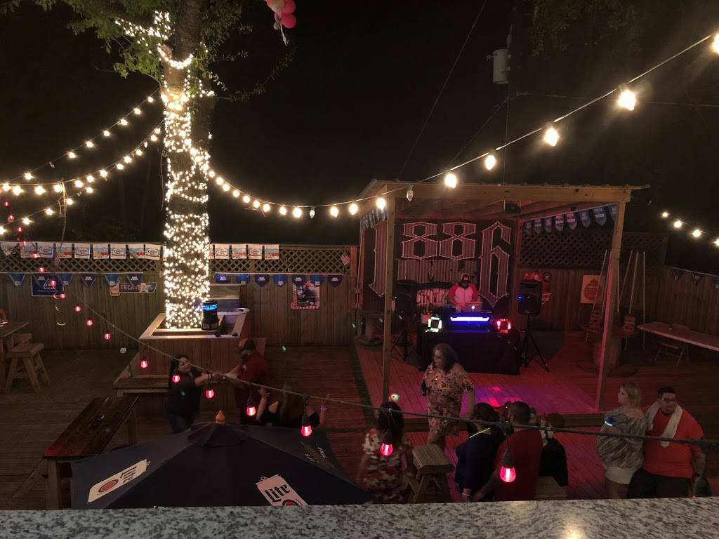 1886 Humble Backyard | restaurant | 7015 Manor Way #2172, Humble, TX 77396, USA | 2814414007 OR +1 281-441-4007