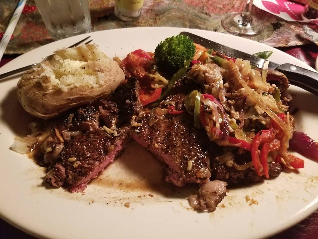 Bacaras Family Restaurant | restaurant | 329 Wheeler Ln, Jamestown, TN 38556, USA | 9318797121 OR +1 931-879-7121