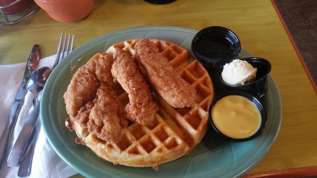 Biscuits Cafe | restaurant | 13752 W Bell Rd, Surprise, AZ 85374, USA | 6235466889 OR +1 623-546-6889