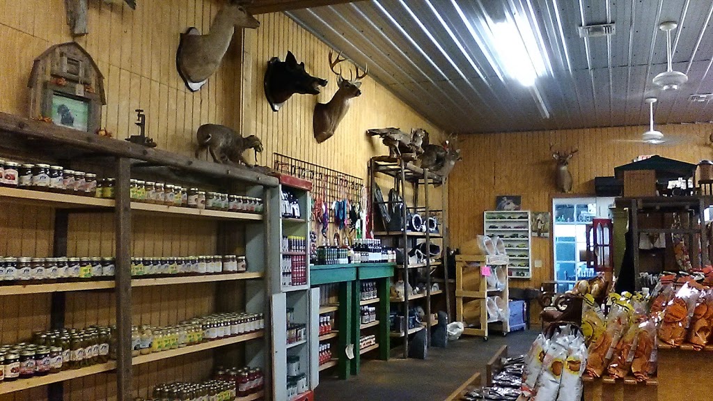 31 Produce/Cracker Shack Cafe | restaurant | 18672 FL-31, Alva, FL 33920, USA | 2393138213 OR +1 239-313-8213