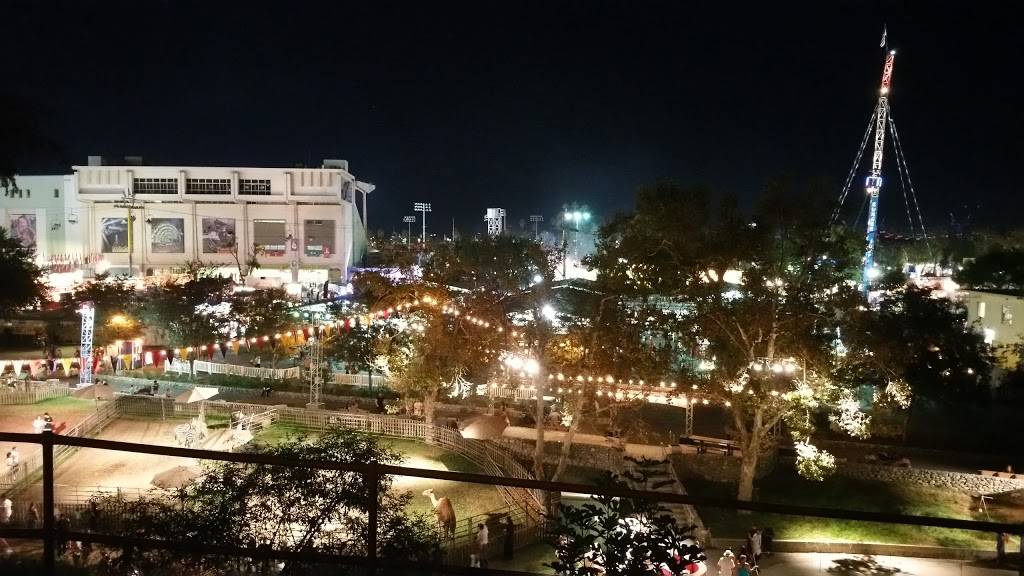 Fairplex | restaurant | 1101 W McKinley Ave, Pomona, CA 91768, USA | 9096233111 OR +1 909-623-3111