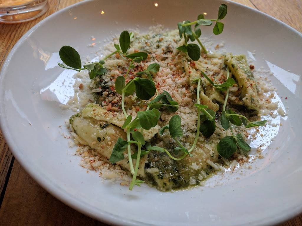 La Fia Bistro | restaurant | 421 N Market St, Wilmington, DE 19801, USA | 3025435574 OR +1 302-543-5574