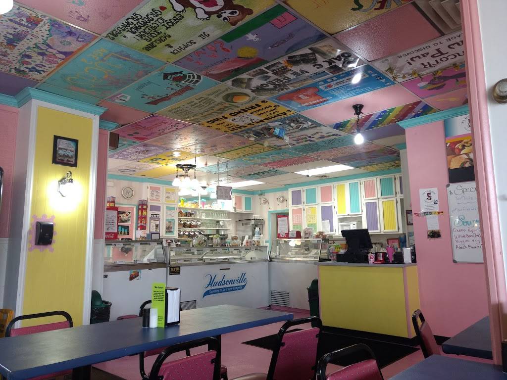 Sugar Bear | restaurant | 101 W Michigan Ave, Paw Paw, MI 49079, USA | 2696574841 OR +1 269-657-4841