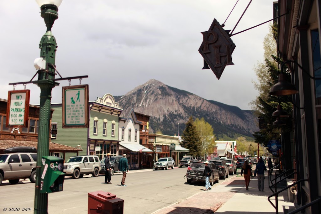 Public House | restaurant | 202 Elk Ave, Crested Butte, CO 81224, USA | 9703490173 OR +1 970-349-0173