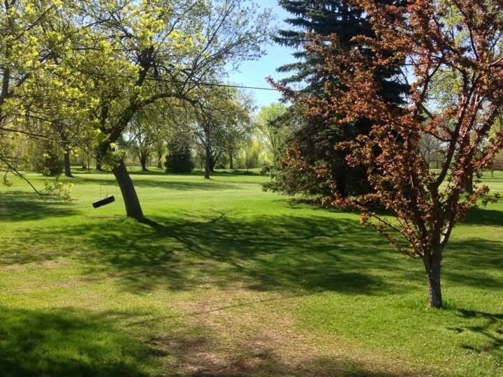 Wedgewood Supper Club & Golf Course | restaurant | 1200 E Huron St, Omro, WI 54963, USA | 9206856161 OR +1 920-685-6161