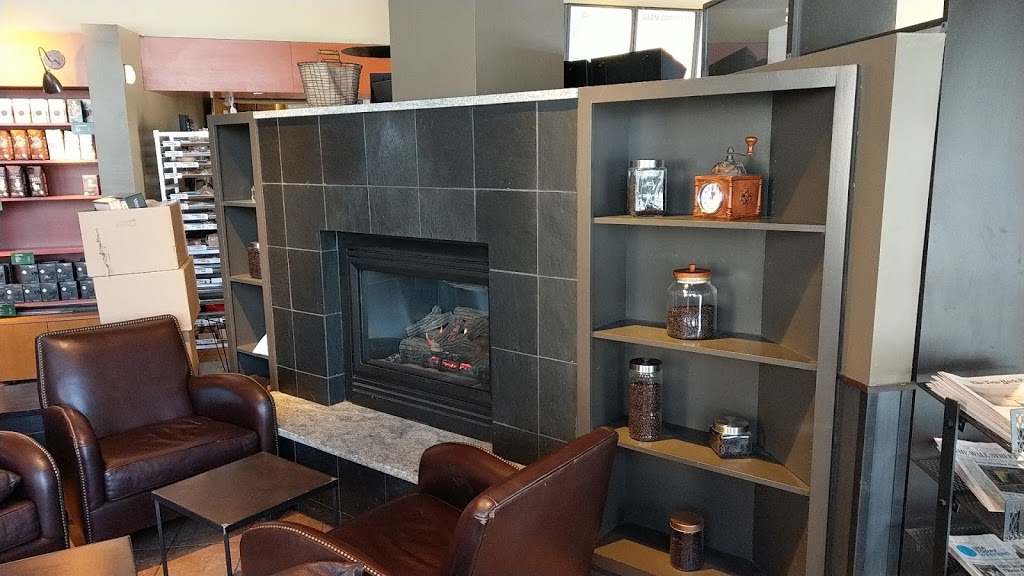 Starbucks | cafe | 235 Delaware Ave, Buffalo, NY 14202, USA | 7168532356 OR +1 716-853-2356