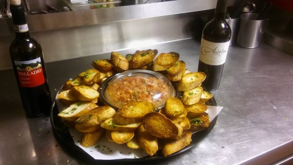 Fontinas Italian Kitchen | meal takeaway | 1767 Ogden Ave #131, Naperville, IL 60540, USA | 6307177821 OR +1 630-717-7821