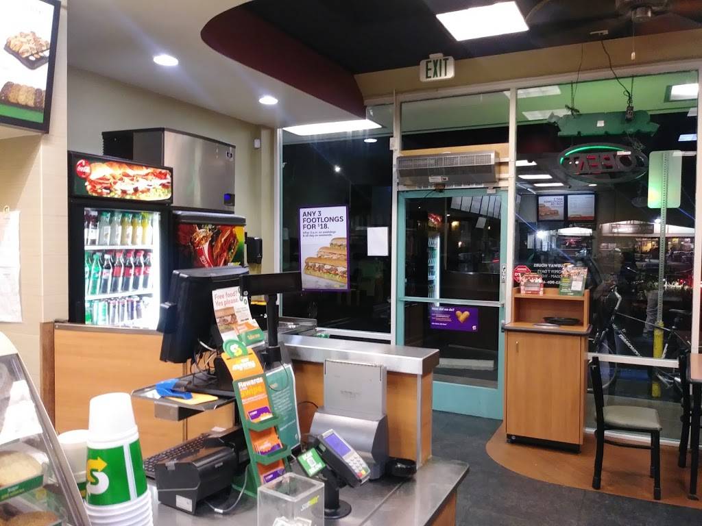 Subway Restaurants | restaurant | 1160 E 7th St, Long Beach, CA 90813, USA | 5629014400 OR +1 562-901-4400